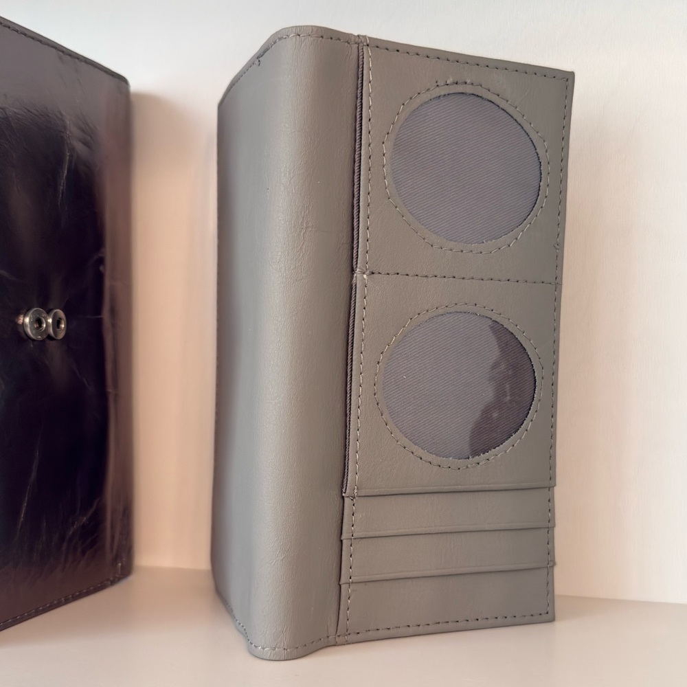 Fossil Y2K Metallic Silver Wallet, extra insert 7x4 - Picture 9 of 16